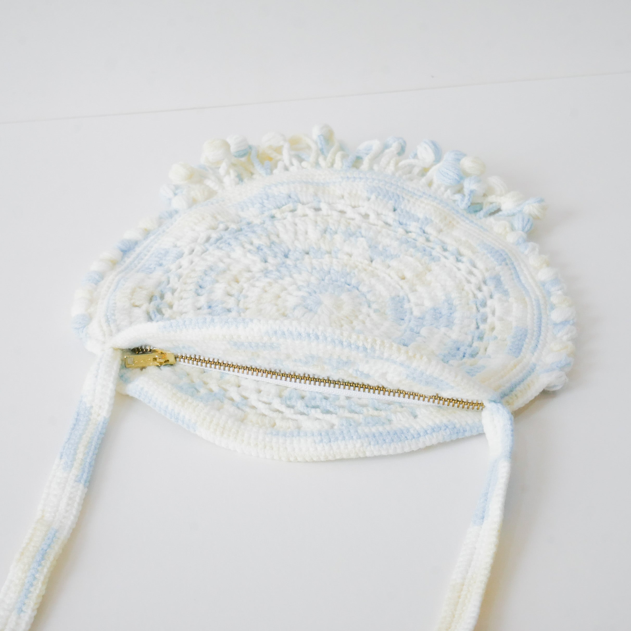 Azora Bibi Sling Bag