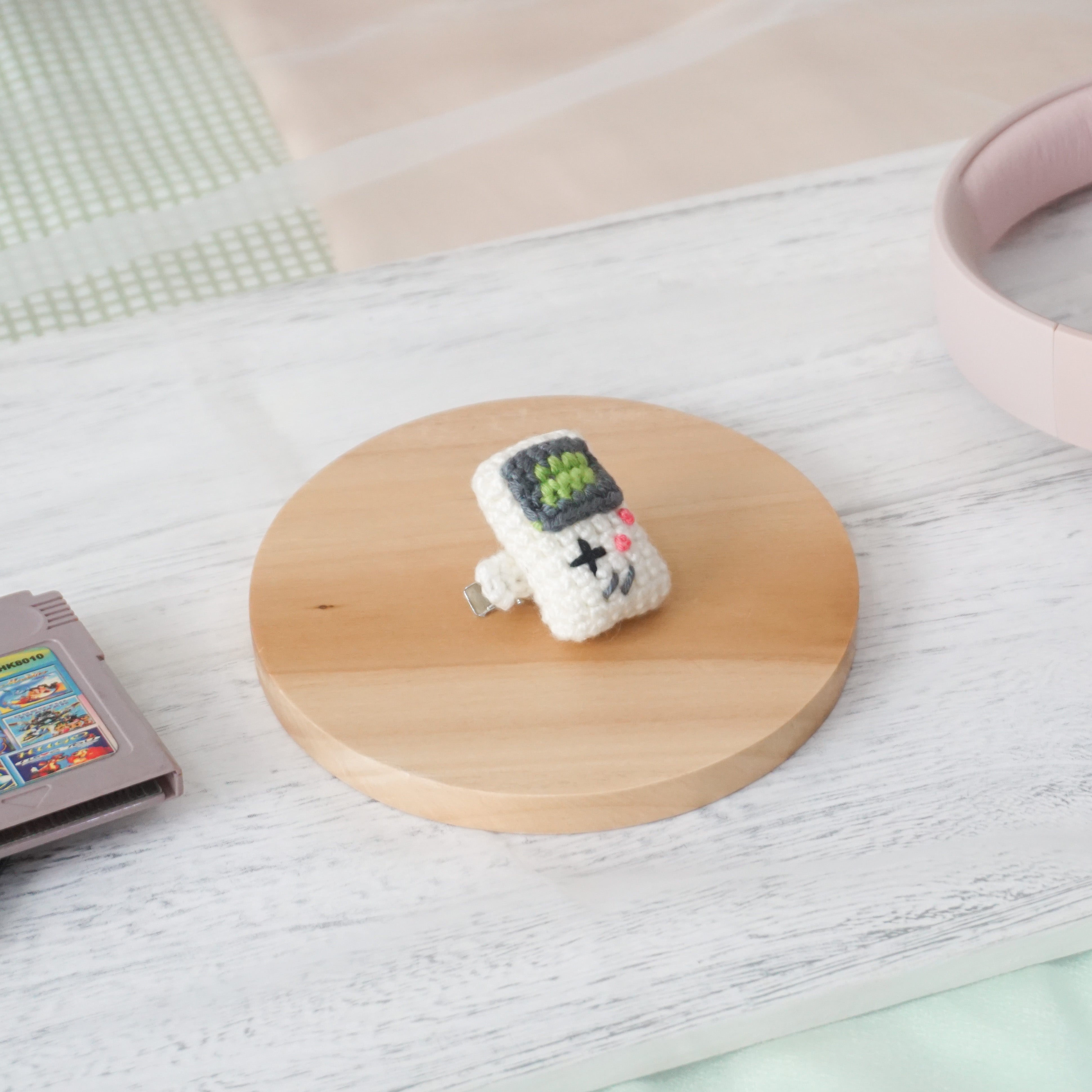 GameBoy Inspired Hairclip - White