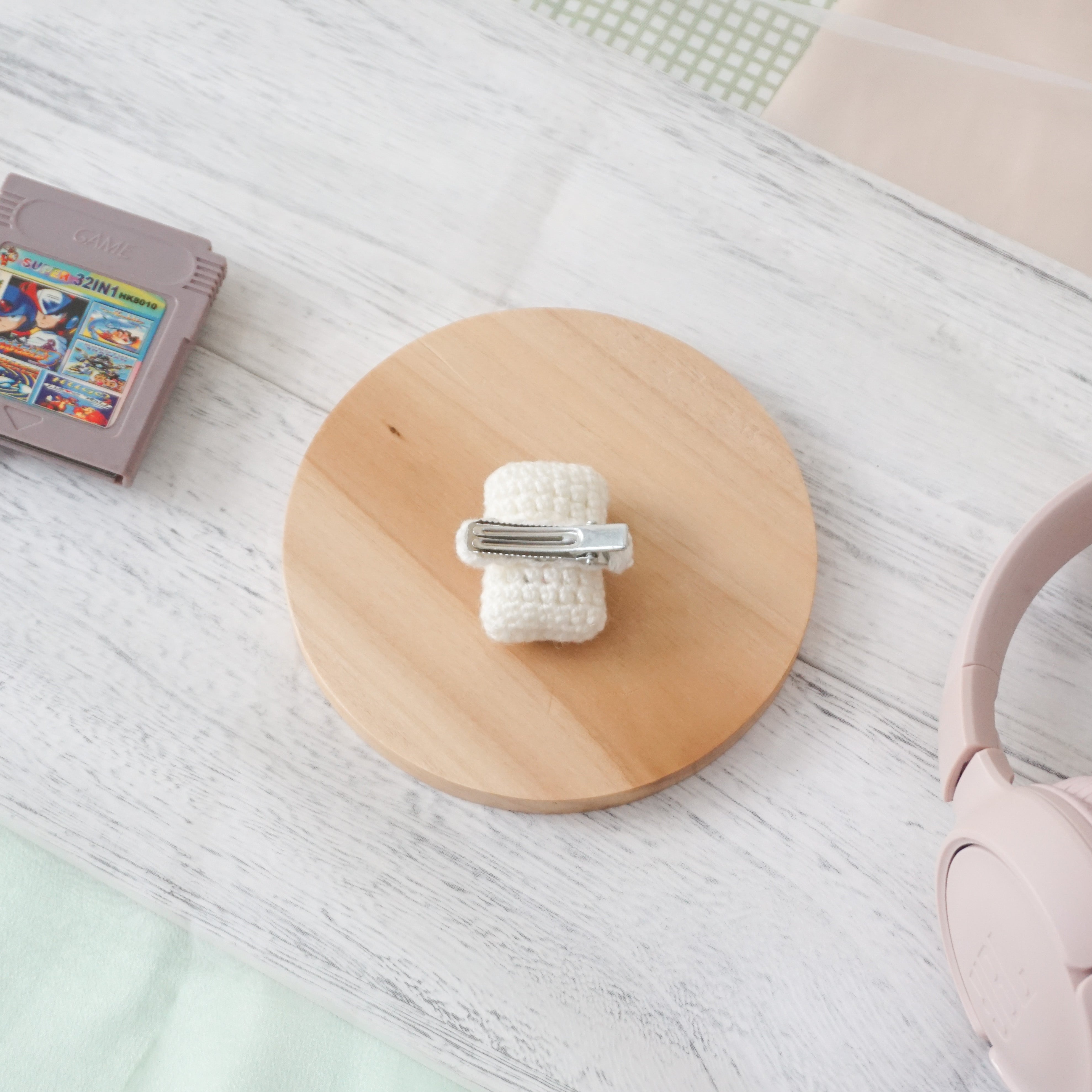 GameBoy Inspired Hairclip - White