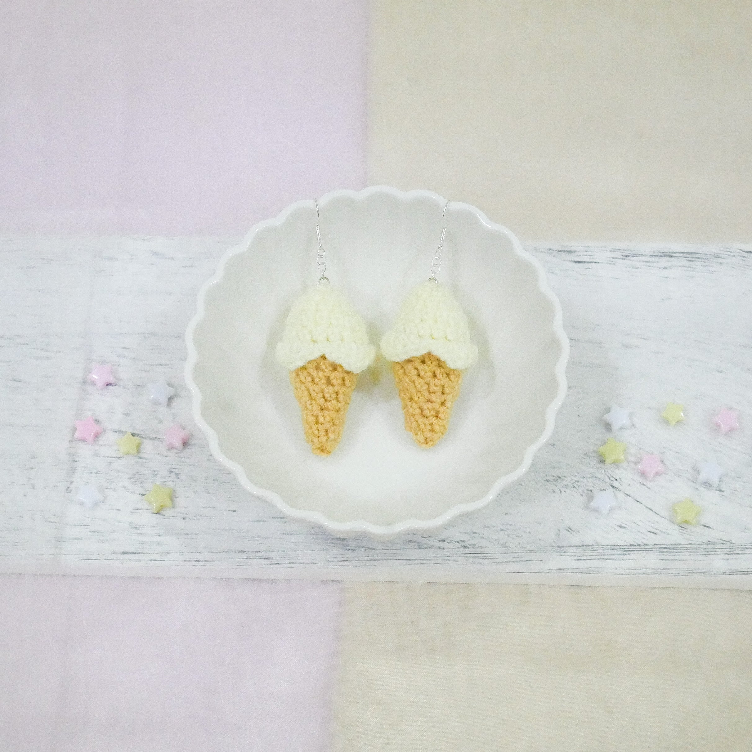 Vanilla Ice-cream Earring