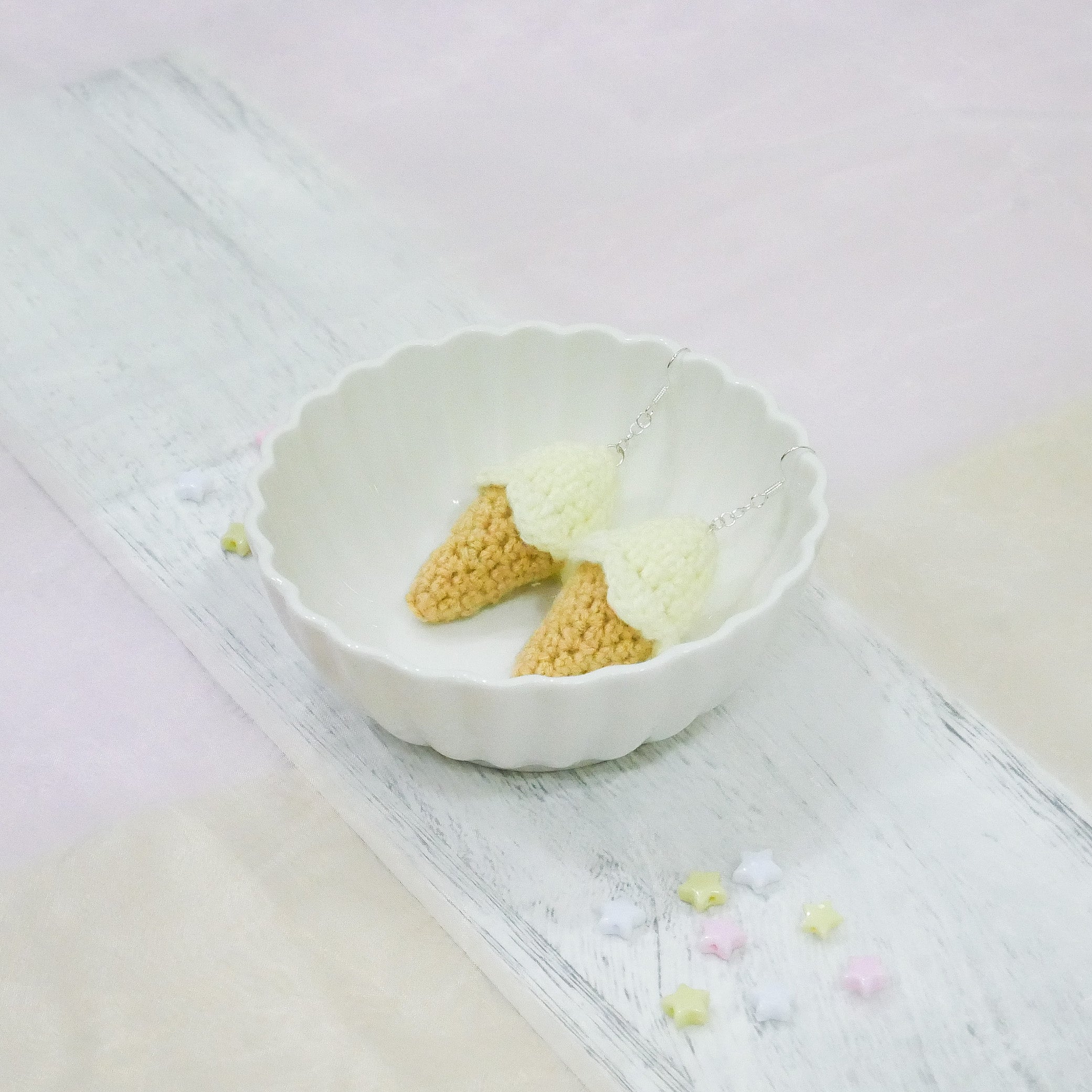 Vanilla Ice-cream Earring