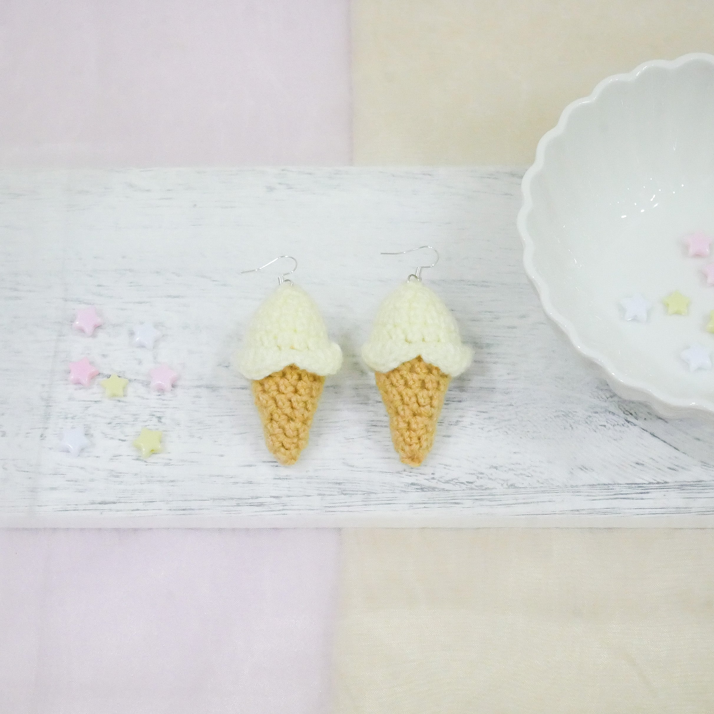 Vanilla Ice-cream Earring