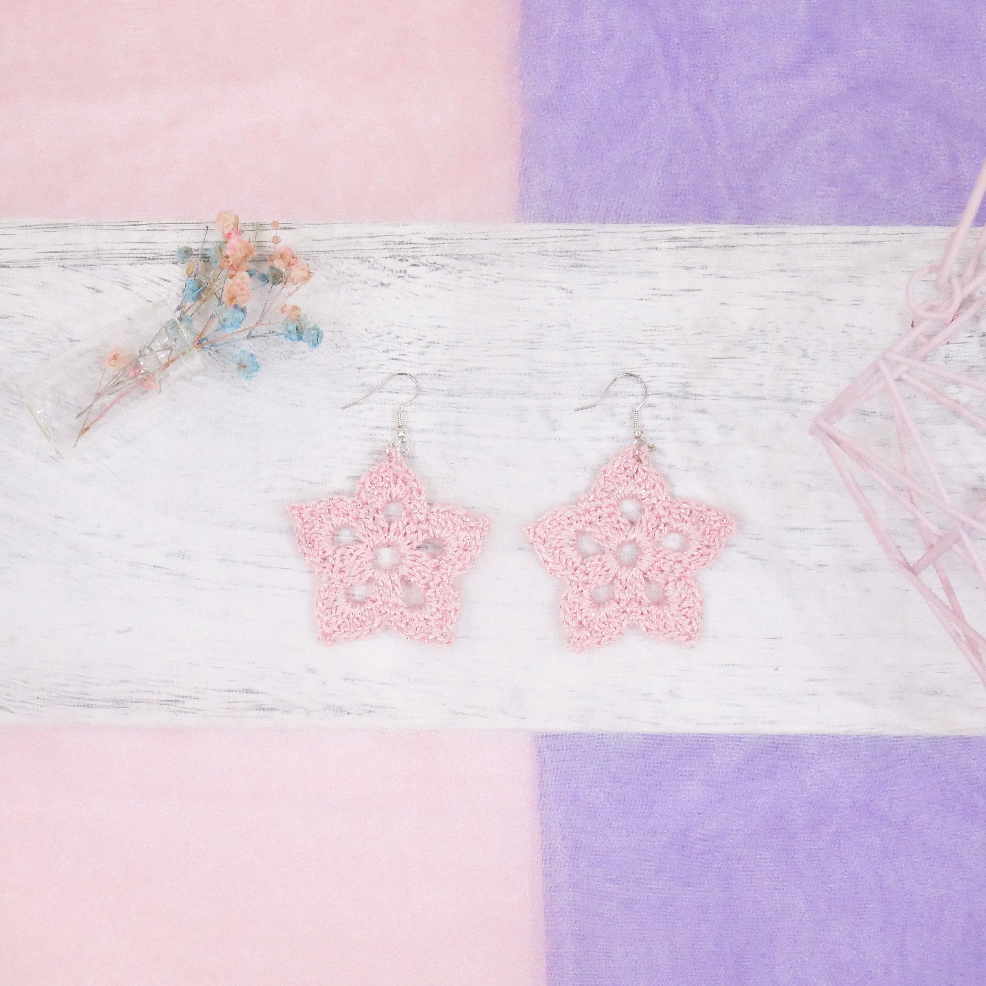 Twinkling Flake Earring - Ballet Pink