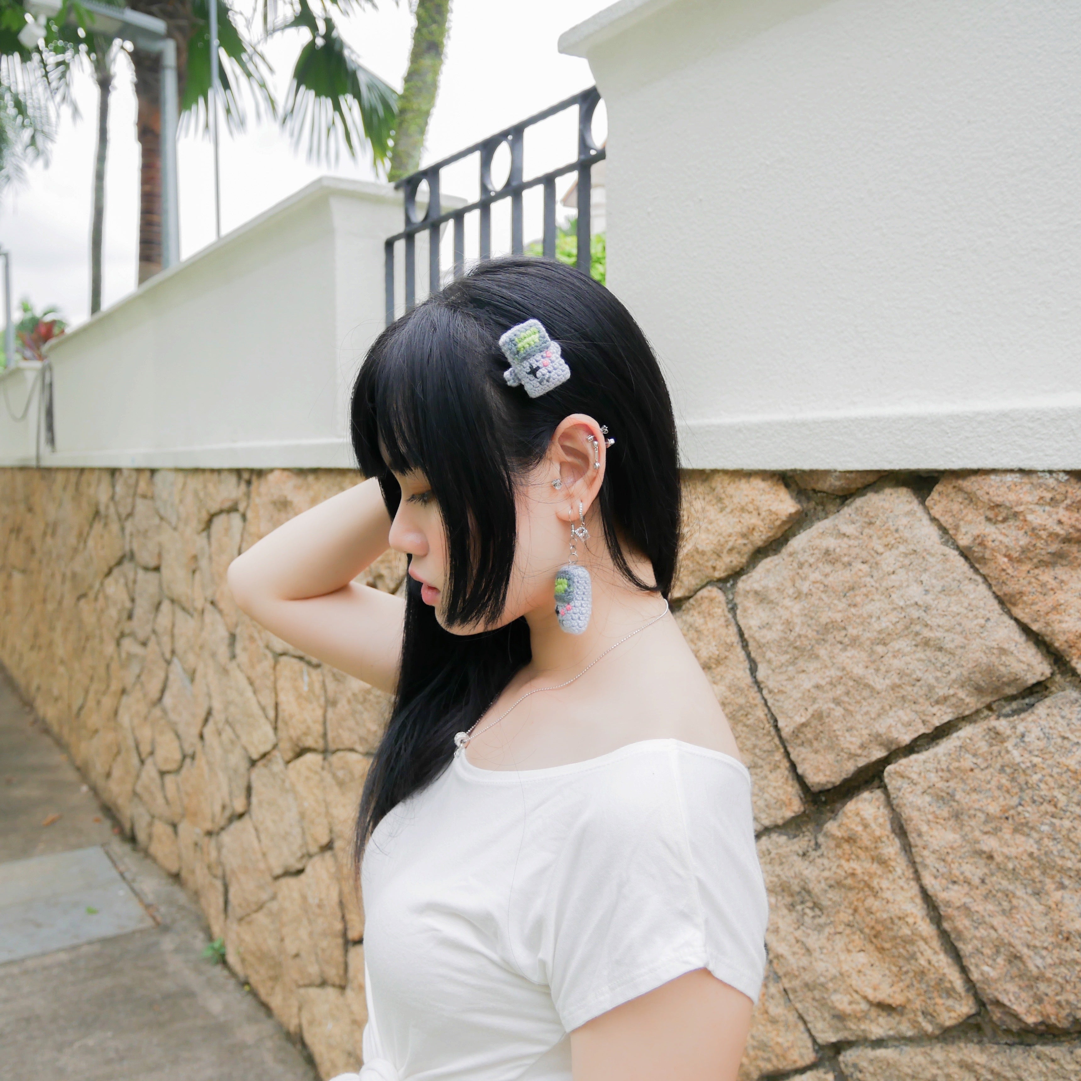 GameBoy Inspired Hairclip - Grey