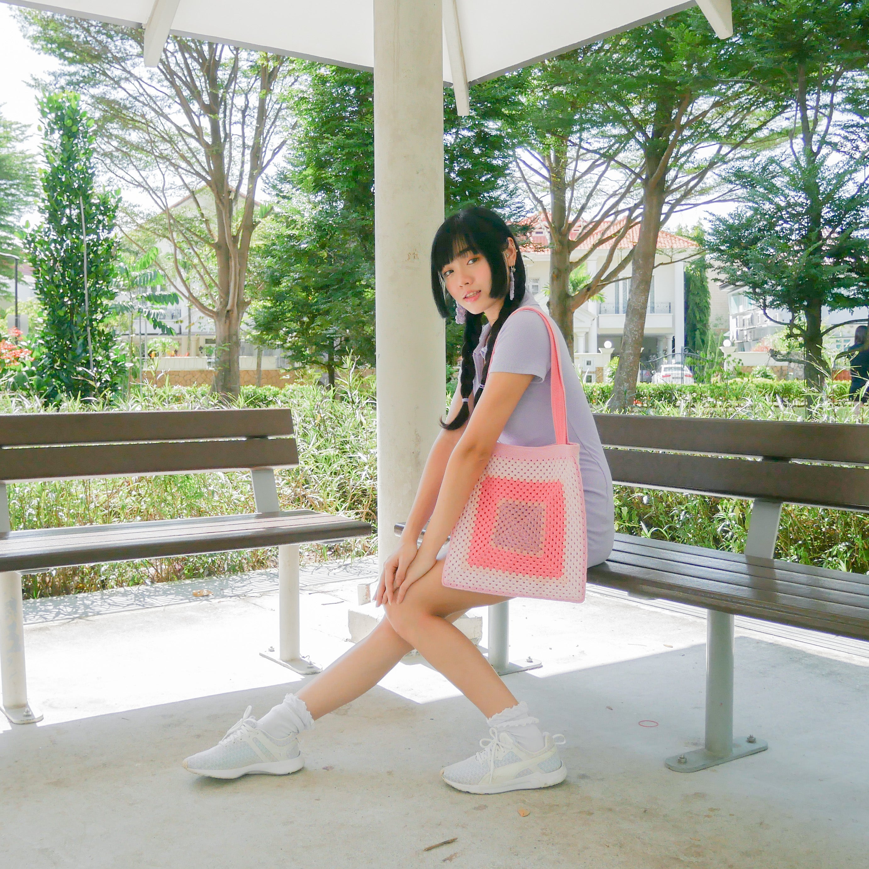 Iris Ginny Tote Bag