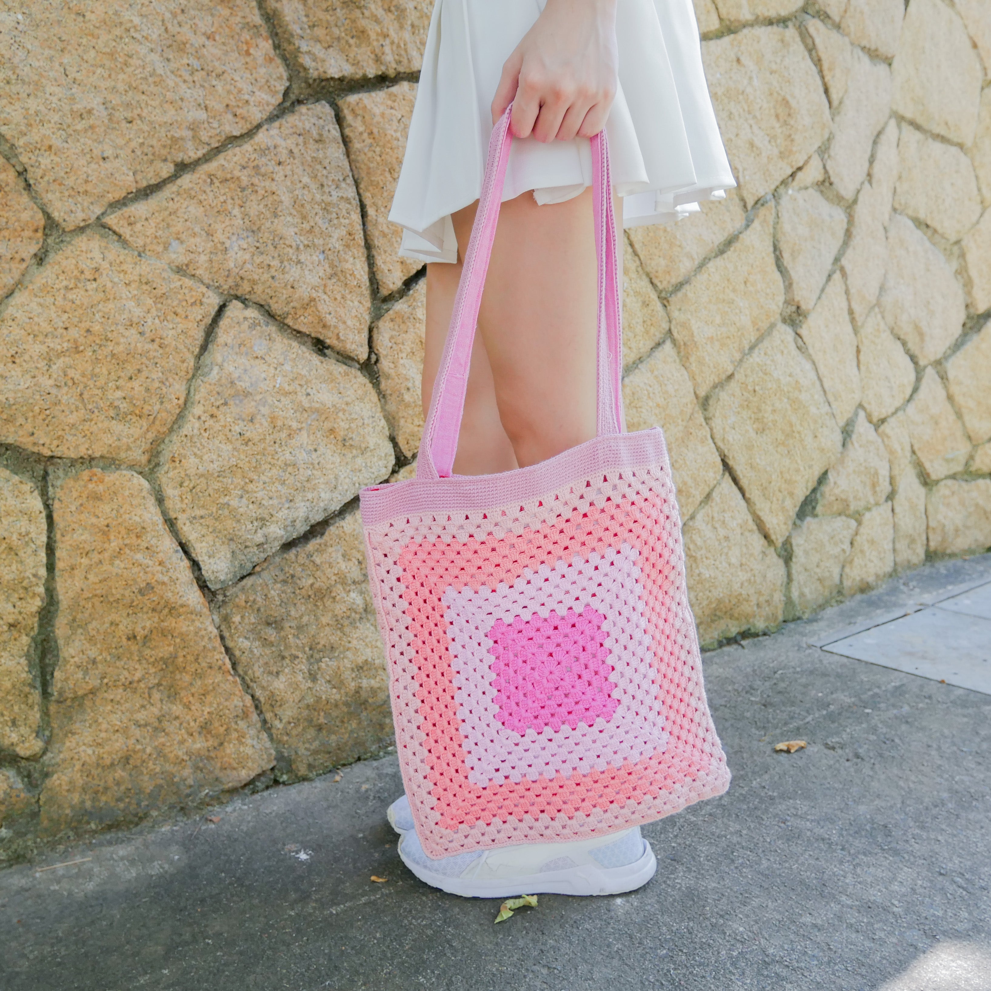 Taffy Ginny Tote Bag