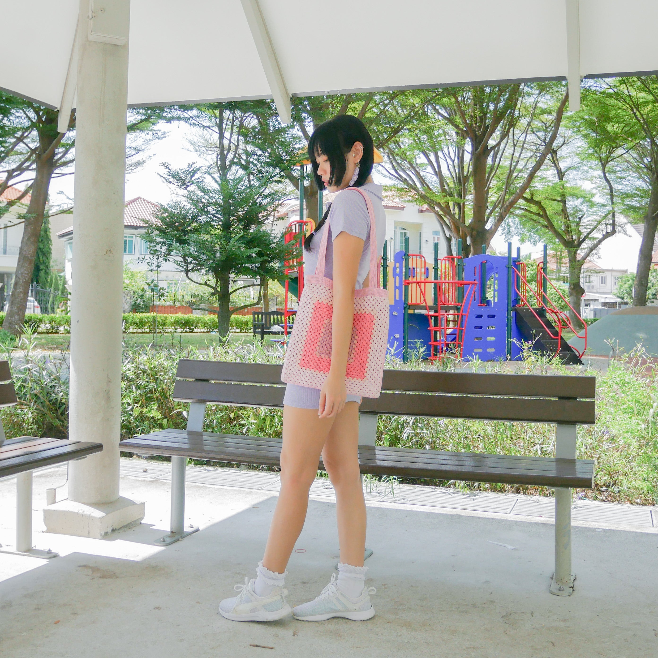 Iris Ginny Tote Bag