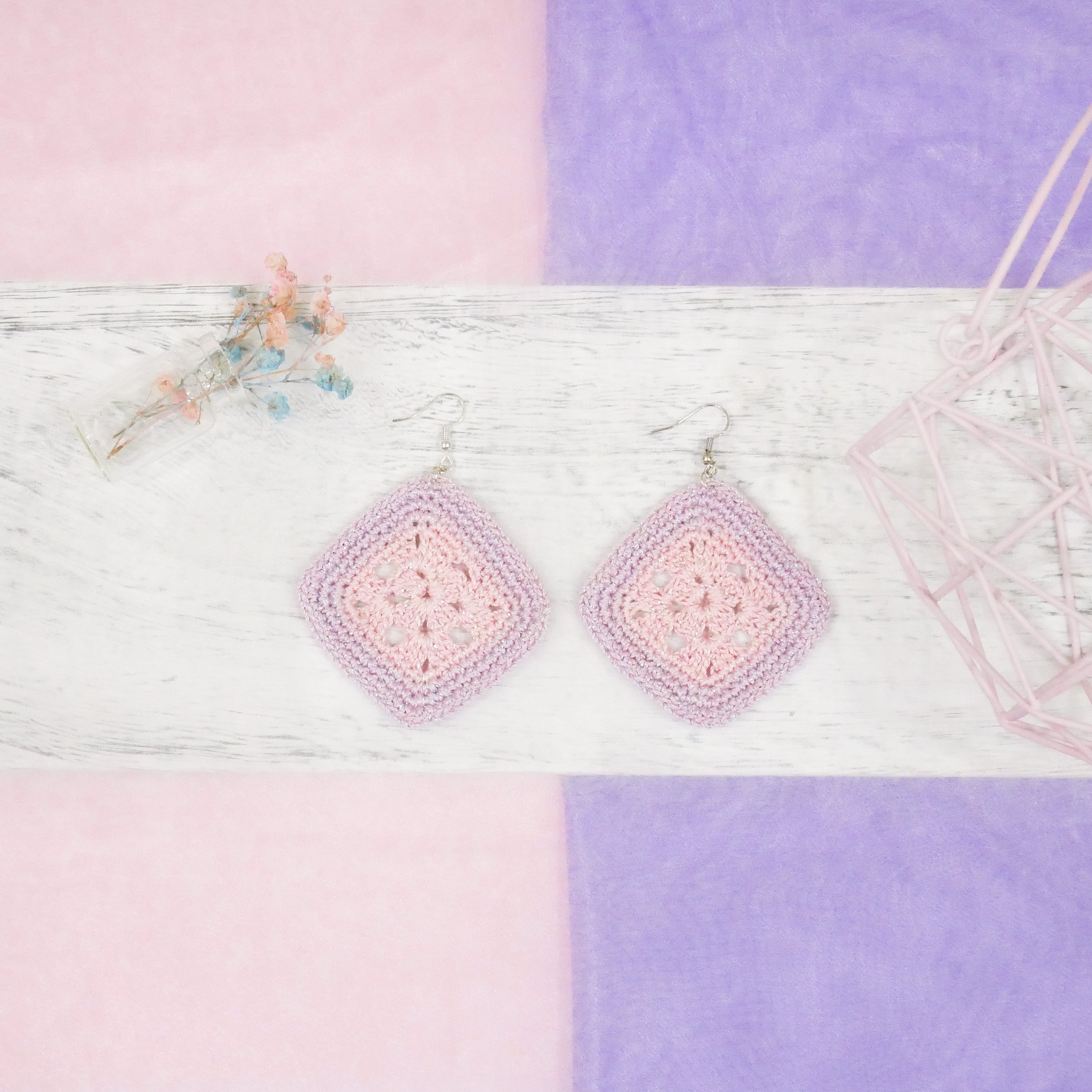 Twinkling Granny Square Earring